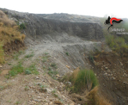 Cava sequestrata cc bagni