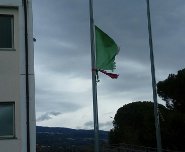 Comune Lamezia bandiera danneggiata