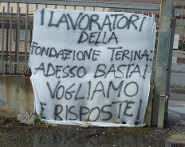 Fondazione Terina striscione lavoratori